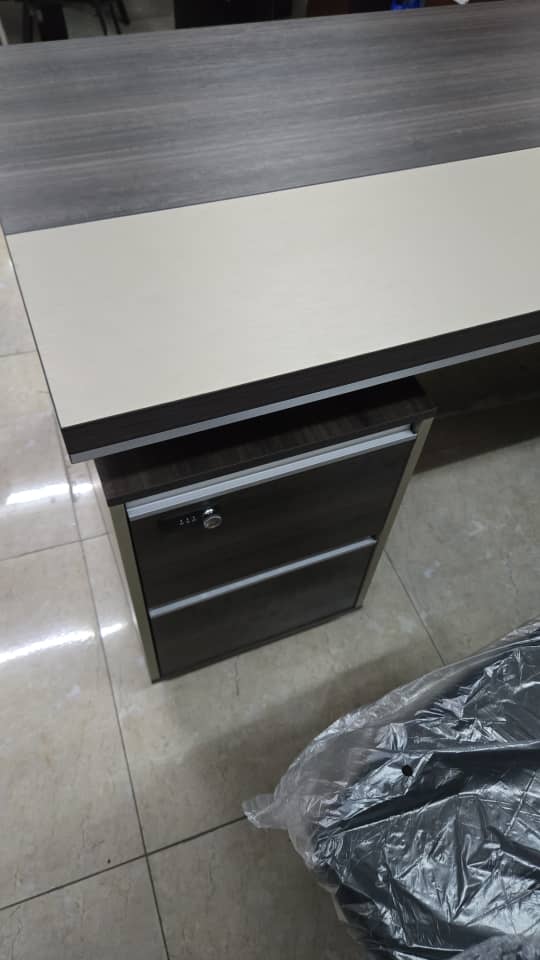 Bureau Bureau